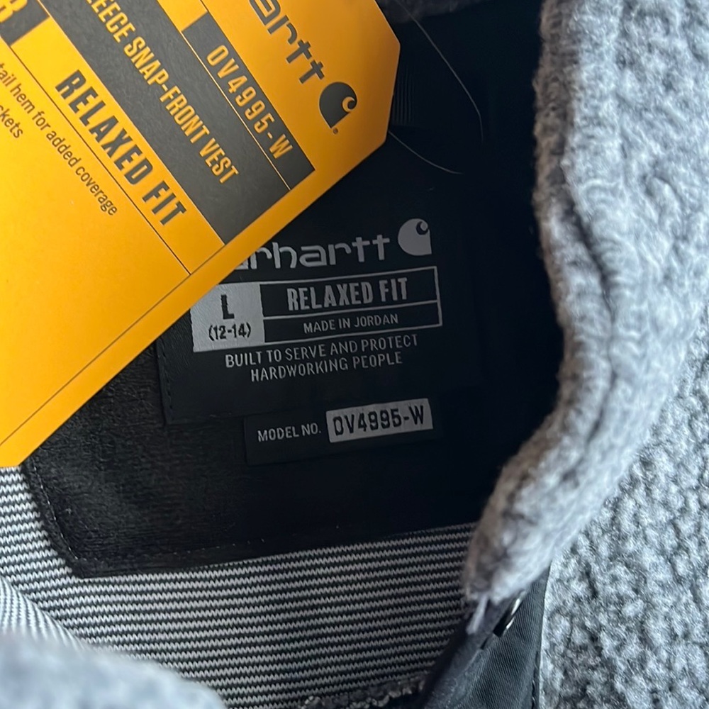 New Carhartt Vest - Picture 5 of 5